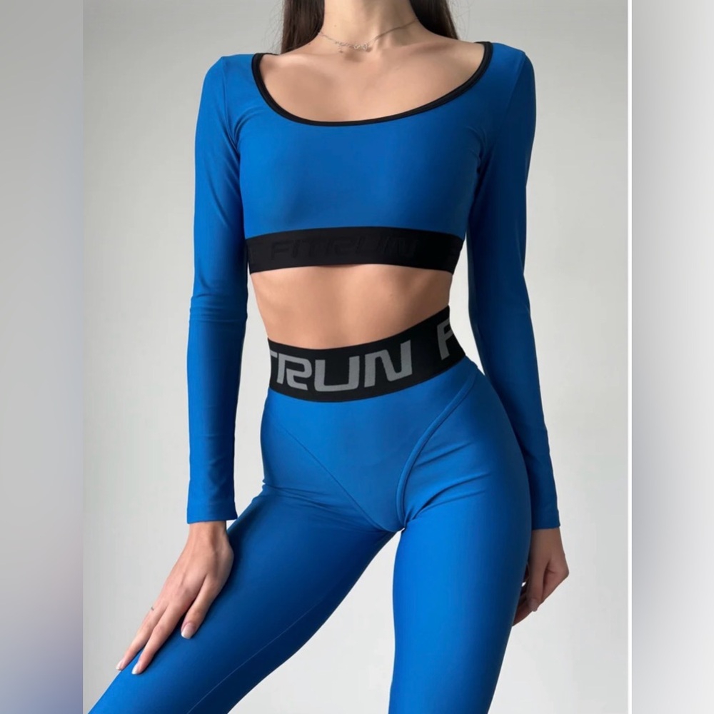 Activewear Set FITRUN Mid Top - M/High Rise Push Up Leggings - S In "Shine Blue”